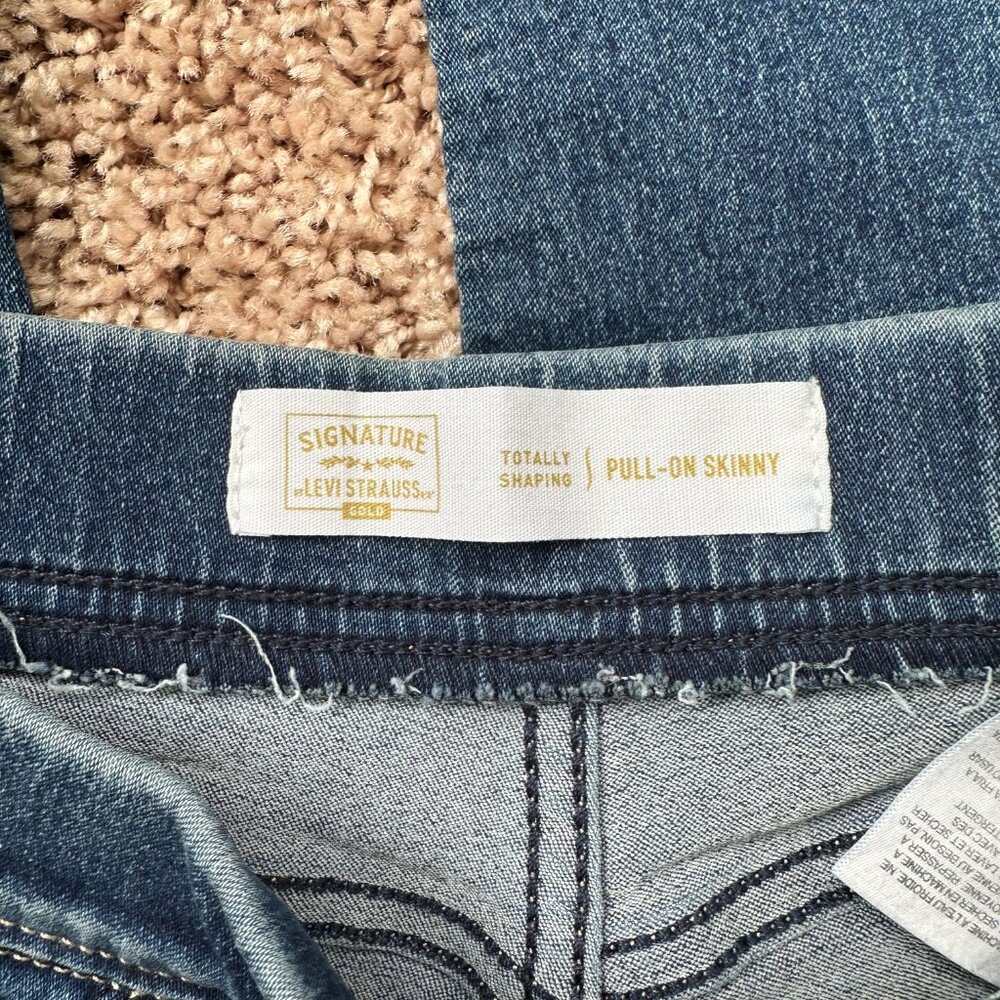 Women's Jeans Size 8 LOT of 2! Gloria Vanderbilt & Levi Strauss - Picture 6 of 9